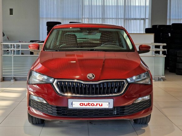 2020 Skoda Rapid II, красный, 1430000 рублей - вид 1