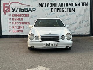 1997 Mercedes-Benz E-Класс 240 II (W210, S210), белый, 698000 рублей, вид 2