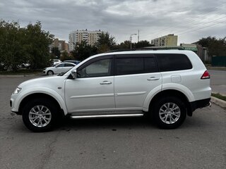 2015 Mitsubishi Pajero Sport II Рестайлинг, белый, 1850000 рублей, вид 4