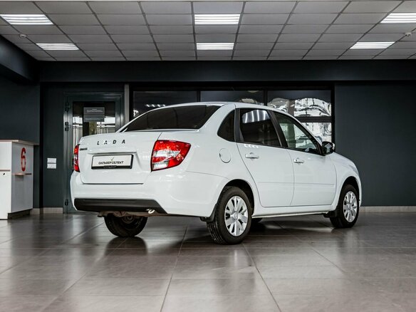 2023 Lada (ВАЗ) Granta Euro-2 I Рестайлинг, белый - вид 1