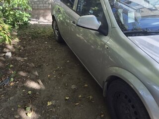 2011 Opel Astra H Рестайлинг, серебристый, 650000 рублей, вид 2