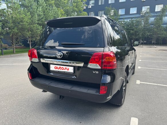 2012 Toyota Land Cruiser 200 Series Рестайлинг 1, чёрный, 3900000 рублей - вид 4