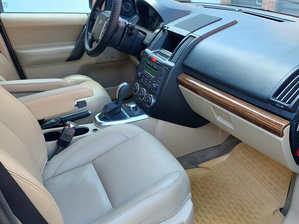 2010 Land Rover Freelander II, чёрный, 1100000 рублей - вид 19