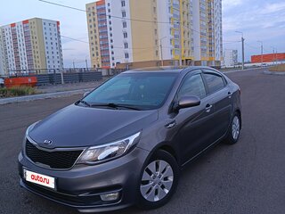2015 Kia Rio III Рестайлинг, серый, 990000 рублей, вид 4