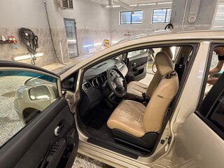 2013 Nissan Tiida I Рестайлинг, коричневый, 900000 рублей, вид 4