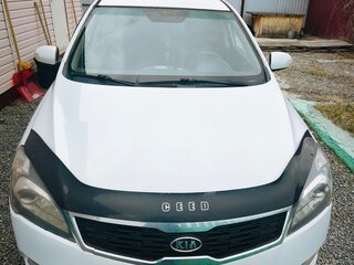 2012 Kia Ceed I Рестайлинг, белый, 750000 рублей, вид 1