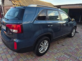 2014 Kia Sorento II Рестайлинг, синий, 1860000 рублей, вид 5