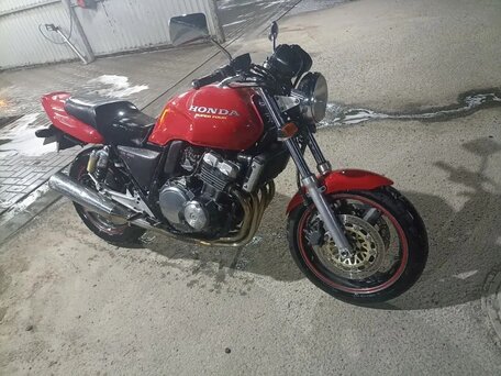 1996 Honda CB 400 Super Four, красный, 240000 рублей, вид 4