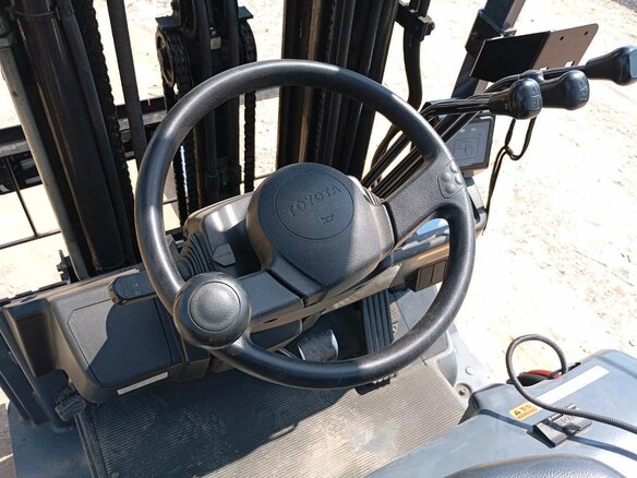 2023 Toyota Электро, оранжевый, 2848350 рублей - вид 4