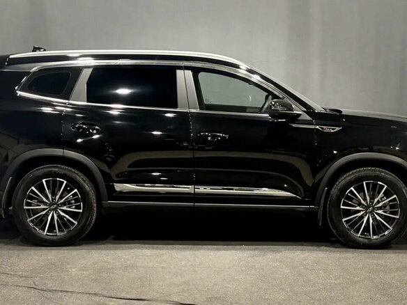 2024 Chery Tiggo 8 Pro Max I Рестайлинг, чёрный - вид 3