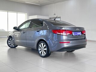 2015 Kia Rio III Рестайлинг, серый, 910000 рублей, вид 4