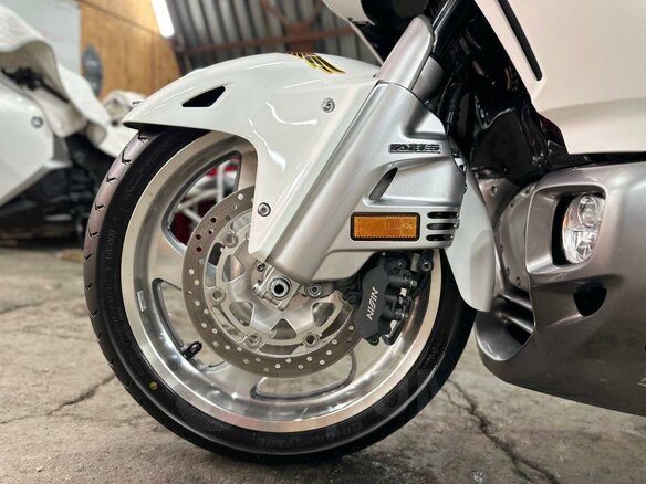 2011 Honda GL 1800 Gold Wing, белый, 1550000 рублей - вид 19