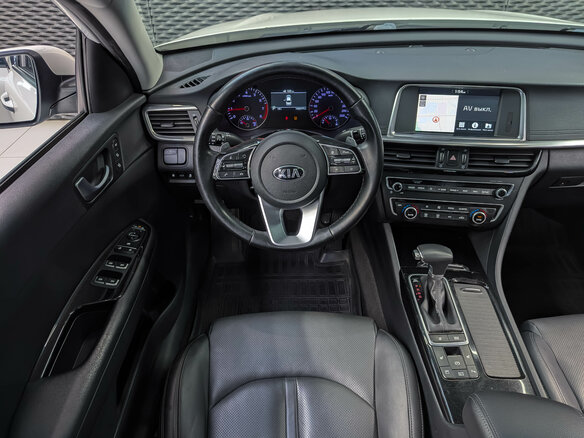 2019 Kia Optima IV Рестайлинг, белый, 1980000 рублей - вид 13