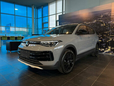 2026 Volkswagen Tharu XR, чёрный, 3400000 рублей, вид 3