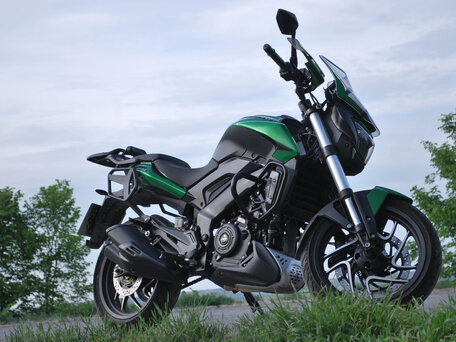 2024 Bajaj Dominar 400, зелёный, 390000 рублей, вид 1