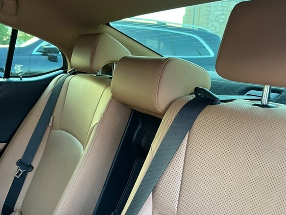 2022 Lexus ES 250 VII Рестайлинг, чёрный - вид 8