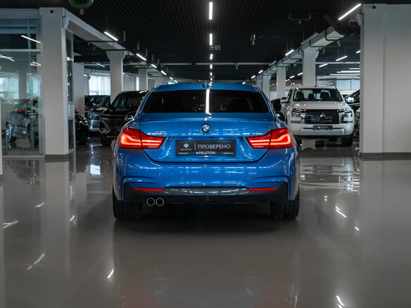 2017 BMW 4 серии 420d xDrive F32/F33/F36 Рестайлинг, синий, 2840000 рублей - вид 5