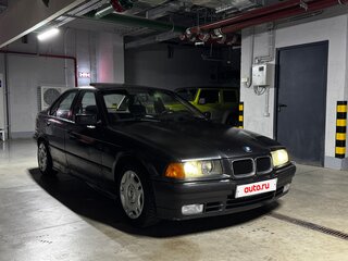 1991 BMW 3 серии 316i III (E36), чёрный, 375000 рублей, вид 3