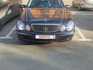 2004 Mercedes-Benz E-Класс 320 III (W211, S211), синий, 650000 рублей, вид 2