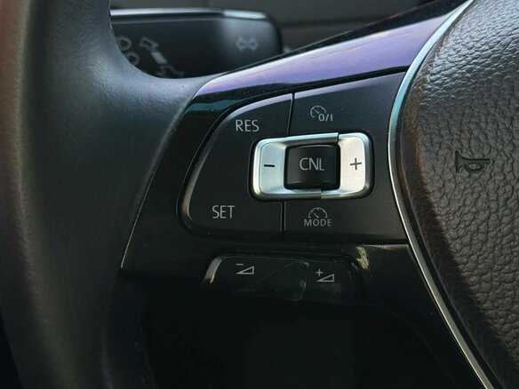 2013 Volkswagen Golf VII, чёрный, 1050000 рублей - вид 8