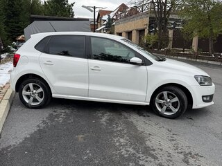 2012 Volkswagen Polo V, белый, 777777 рублей, вид 2