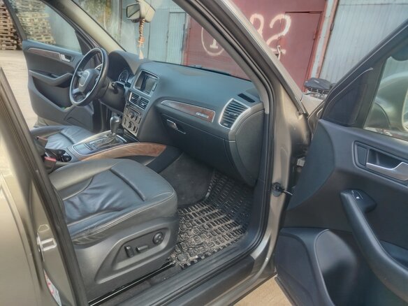 2010 Audi Q5 I (8R), бежевый, 1320000 рублей - вид 4