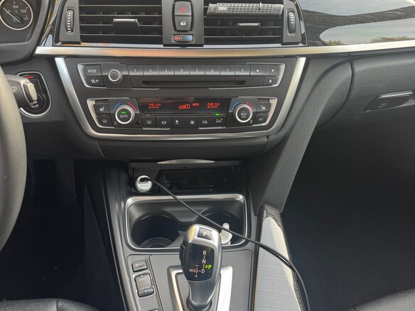 2014 BMW 3 серии Gran Turismo 320d xDrive VI (F3x), коричневый, 1950000 рублей - вид 11