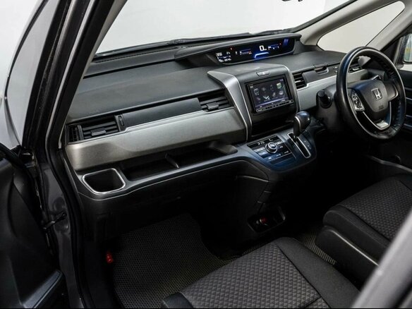 2016 Honda Freed+ II, серый, 1100000 рублей - вид 12