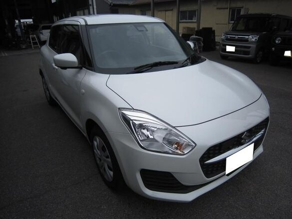 2023 Suzuki Swift V Рестайлинг, белый, 990000 рублей