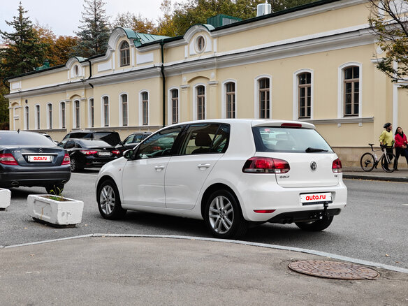 2011 Volkswagen Golf VI, белый, 999000 рублей - вид 7