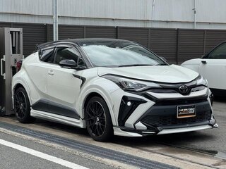 2021 Toyota C-HR I Рестайлинг, белый, 1800000 рублей, вид 3