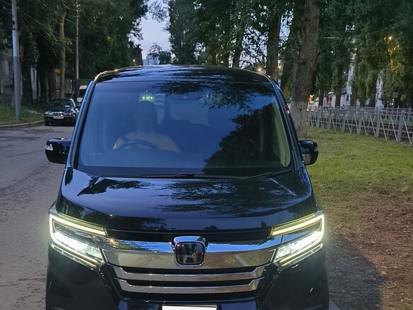 2018 Honda Stepwgn Spada V Рестайлинг, чёрный, 2400000 рублей - вид 3
