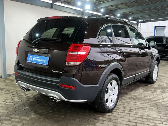 2015 Chevrolet Captiva I Рестайлинг 2, коричневый, 1599000 рублей - вид 4