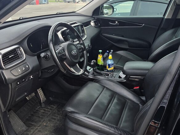2017 Kia Sorento III Prime, чёрный, 2250000 рублей - вид 11