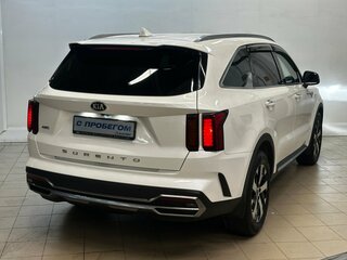 2021 Kia Sorento IV, белый, 3180000 рублей, вид 4