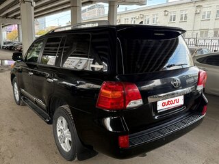 2014 Toyota Land Cruiser 200 Series Рестайлинг 1, чёрный, 4513000 рублей, вид 5