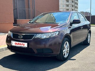 2010 Kia Cerato 6-speed II, пурпурный, 700000 рублей, вид 1