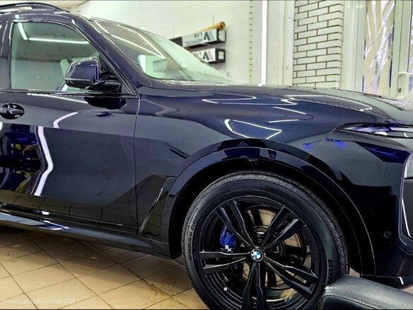 2022 BMW X7 40i I (G07) Рестайлинг, чёрный, 10500000 рублей - вид 1