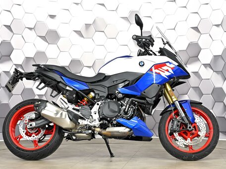 2025 BMW F 900 XR, белый, 1277000 рублей, вид 3