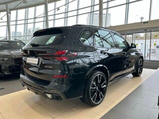2025 BMW X5 40i IV (G05/G18) Рестайлинг, чёрный, 15100000 рублей, вид 5