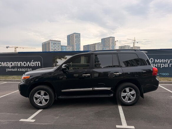 2013 Toyota Land Cruiser 200 Series Рестайлинг 1, чёрный, 4000000 рублей - вид 6