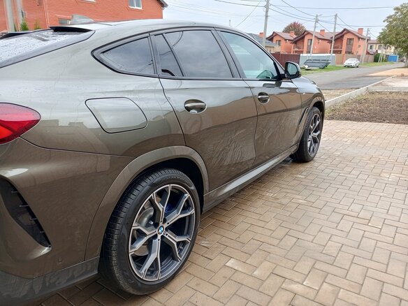 2020 BMW X6 30d III (G06), зелёный, 8700000 рублей - вид 5