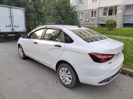 2024 Lada (ВАЗ) Vesta I Рестайлинг (NG), белый, 1150000 рублей, вид 5