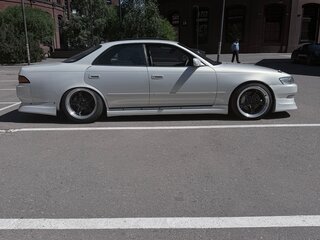 1996 Toyota Mark II VII (X90), белый, 2300000 рублей, вид 4