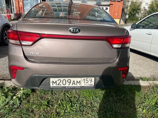 2017 Kia Rio IV, коричневый, 1000000 рублей, вид 2