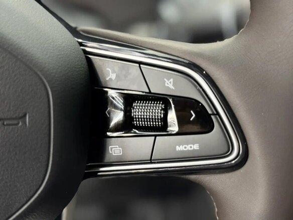 2026 Geely Monjaro I Рестайлинг 2 (China Market), зелёный, 4090000 рублей - вид 20