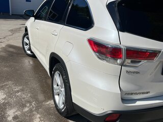 2014 Toyota Highlander III (XU50), белый, 2700000 рублей, вид 5
