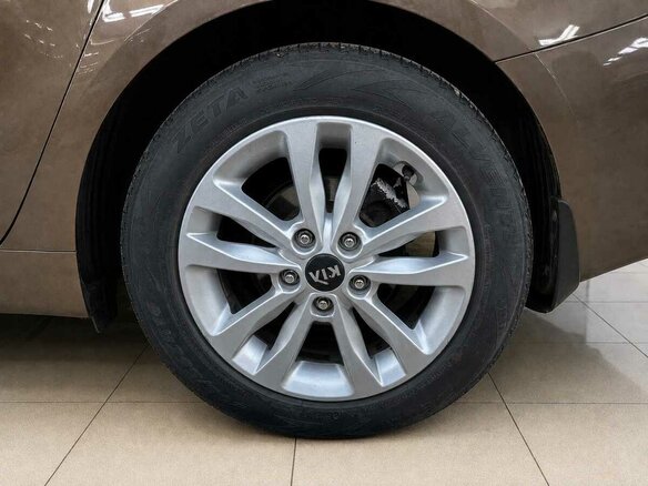2016 Kia Ceed II Рестайлинг, коричневый, 1030000 рублей - вид 15
