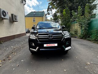 2012 Toyota Land Cruiser 200 Series Рестайлинг 1, чёрный, 4500000 рублей, вид 1
