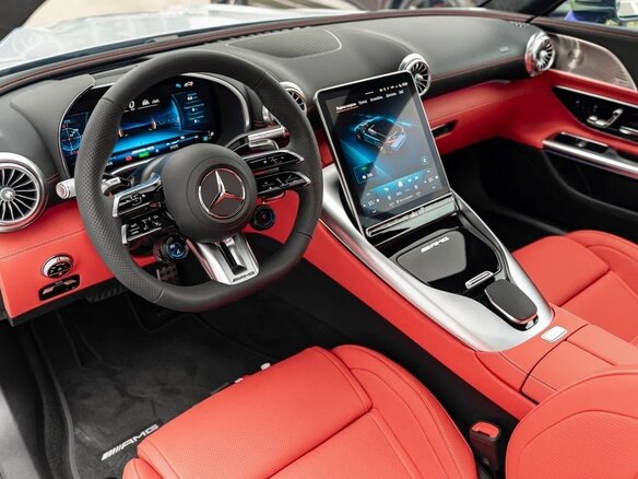 2026 Mercedes-Benz AMG GT 63 S E Performance II, серебристый, 27890000 рублей - вид 13
